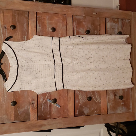 Antonio Melani Dress - Picture 4 of 4